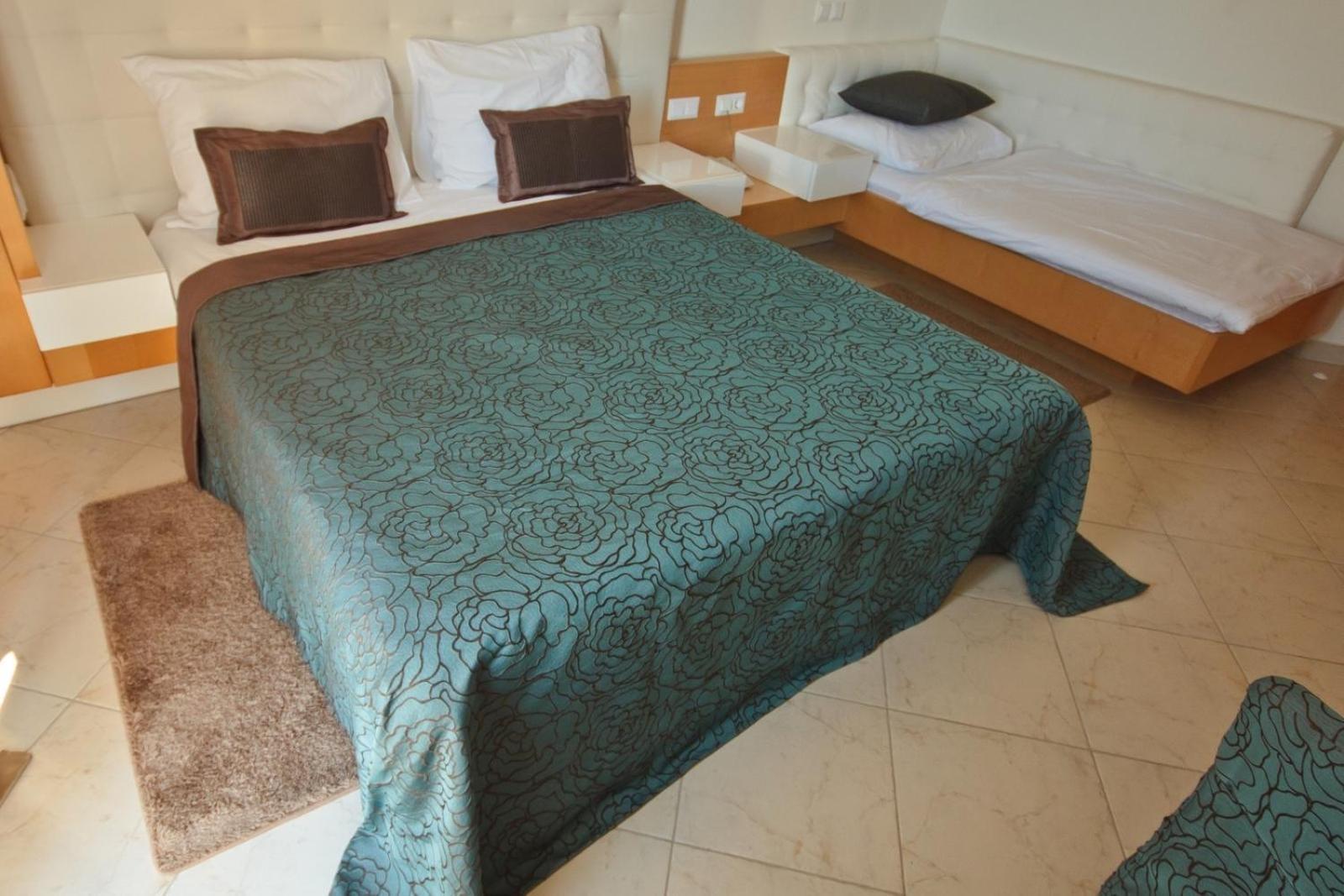 House Novalia Hotel Novalja Room photo